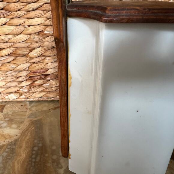 Salt Cellar Vintage Wall Hanger made in Germany - Picture 8 of 9